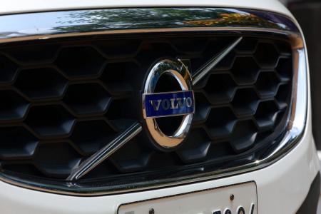 Volvo: Η εταιρεία ετοιμάζει νέα μπαταρία για την ηλεκτροκίνητη έκδοση | Pagenews.gr Volvo: Η εταιρεία ετοιμάζει νέα μπαταρία για την ηλεκτροκίνητη έκδοση | Pagenews.gr