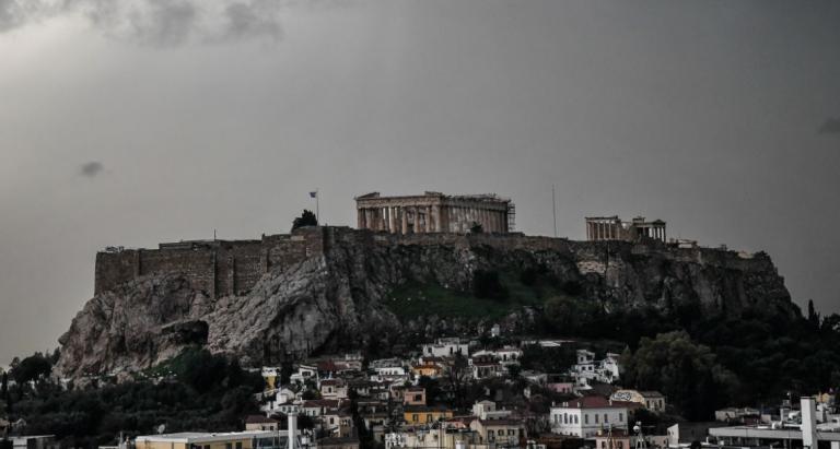 New York Times: Έκρηξη επενδύσεων στην Αθήνα