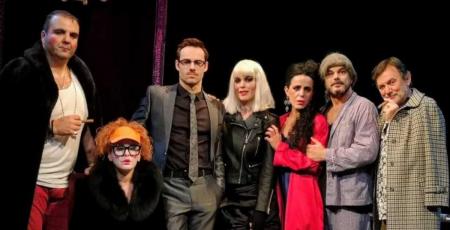 «Tango» του Σ. Μρόζεκ στο Θέατρο Olvio | Pagenews.gr «Tango» του Σ. Μρόζεκ στο Θέατρο Olvio | Pagenews.gr