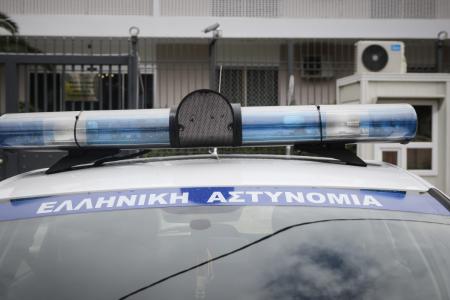 Θεσσαλονίκη: Σπείρα μετέφερε παράνομους μετανάστες με πολυτελή οχήματα | Pagenews.gr Θεσσαλονίκη: Σπείρα μετέφερε παράνομους μετανάστες με πολυτελή οχήματα | Pagenews.gr
