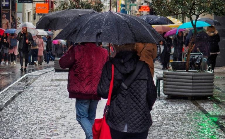 Κακοκαιρία: Οι μετεωρολόγοι προειδοποιούν για έντονα φαινόμενα (χάρτες)