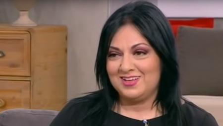 Σοφία Μουτίδου: Δηλώσεις – φωτιά για την παραίτησή της από το «Μπαμπά μην ξαναπεθάνεις Παρασκευή» (vids) | Pagenews.gr Σοφία Μουτίδου: Δηλώσεις – φωτιά για την παραίτησή της από το «Μπαμπά μην ξαναπεθάνεις Παρασκευή» (vids) | Pagenews.gr
