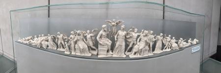 «Τα Γλυπτά του Παρθενώνα ζητούν να επανενωθούν με το άλλο τους μισό» | Pagenews.gr «Τα Γλυπτά του Παρθενώνα ζητούν να επανενωθούν με το άλλο τους μισό» | Pagenews.gr