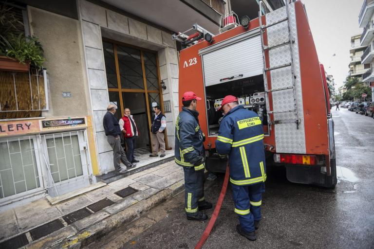 Φωτιά: Νεκρός από πυρκαγιά σε μονοκατοικία στην Αρτέμιδα Αττικής