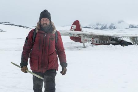 Arctic: Μια περιπέτεια επιβίωσης με τον Μαντς Μίκελσεν | Pagenews.gr Arctic: Μια περιπέτεια επιβίωσης με τον Μαντς Μίκελσεν | Pagenews.gr