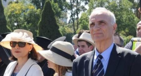Βαρεμένος: Μια δράκα άνθρωποι φώναζαν σύνθημα των Χρυσαυγιτών | Pagenews.gr Βαρεμένος: Μια δράκα άνθρωποι φώναζαν σύνθημα των Χρυσαυγιτών | Pagenews.gr