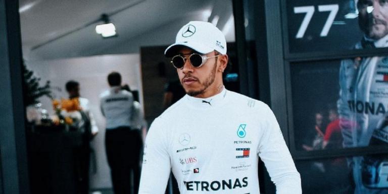 Formula 1: Ο Χάμιλτον ταχύτερος στις πρώτες ελεύθερες δοκιμές στην Αυστραλία