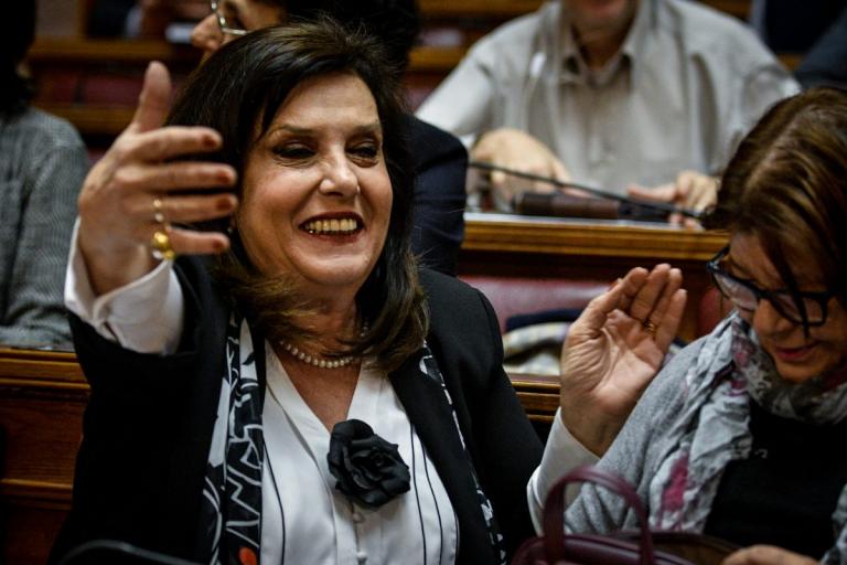 Μεγαλοοικονόμου: Η αγάπη μου για τον Αλέξη είναι πλατωνική (vid)