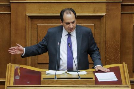 Δίπλωμα οδήγησης: Τροπολογία Σπίρτζη για όσους είναι άνω των 74 ετών | Pagenews.gr Δίπλωμα οδήγησης: Τροπολογία Σπίρτζη για όσους είναι άνω των 74 ετών | Pagenews.gr