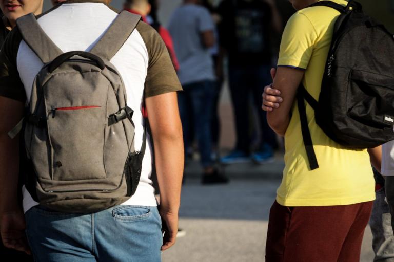 Σχολικό ωράριο: Στις 9 θα χτυπά πλέον το κουδούνι