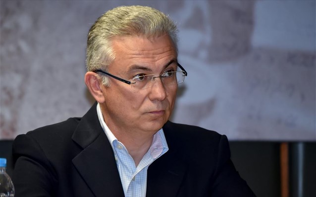 Όταν ο Καραμανλής χαστούκισε τον Θοδωρή Ρουσόπουλο – Σπάνιο Βίντεο