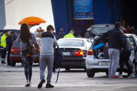 Πάσχα 2019: Αυξημένη κίνηση σε λιμάνια, ΚΤΕΛ και εθνικές οδούς (pics) | Pagenews.gr Πάσχα 2019: Αυξημένη κίνηση σε λιμάνια, ΚΤΕΛ και εθνικές οδούς (pics) | Pagenews.gr