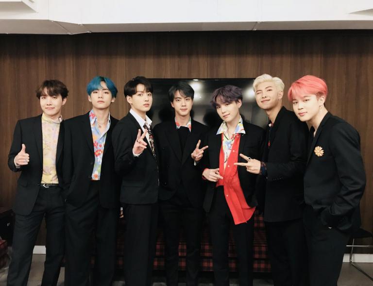 BTS: Κατέρριψαν το ρεκόρ των BLACKPINK με το βίντεο «Boy With Luv»