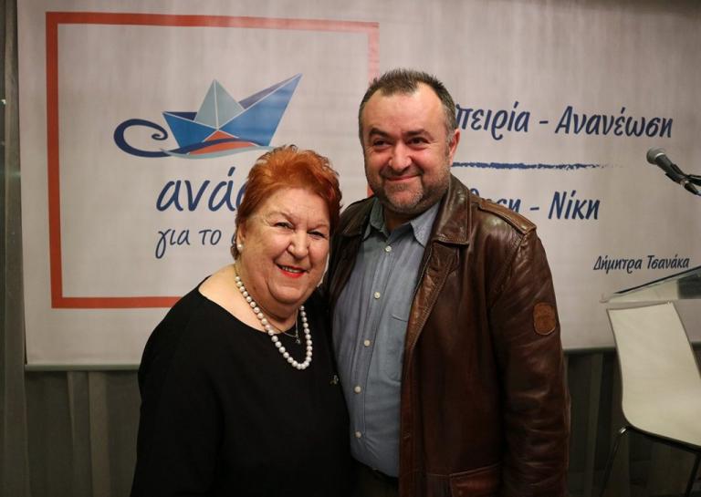 Τι άλλο θα δούμε: Υποψήφιος δημοτικός σύμβουλος προβάλλεται μέσα σε ψυγείο