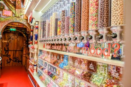 Η μαγεία του Hans & Gretel φτάνει και στον Πειραιά | Pagenews.gr Η μαγεία του Hans & Gretel φτάνει και στον Πειραιά | Pagenews.gr