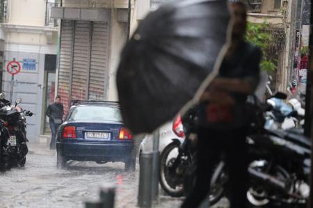 Καιρός: Πώς θα μετακινηθείτε με ασφάλεια – Συμβουλές της αστυνομίας | Pagenews.gr Καιρός: Πώς θα μετακινηθείτε με ασφάλεια – Συμβουλές της αστυνομίας | Pagenews.gr