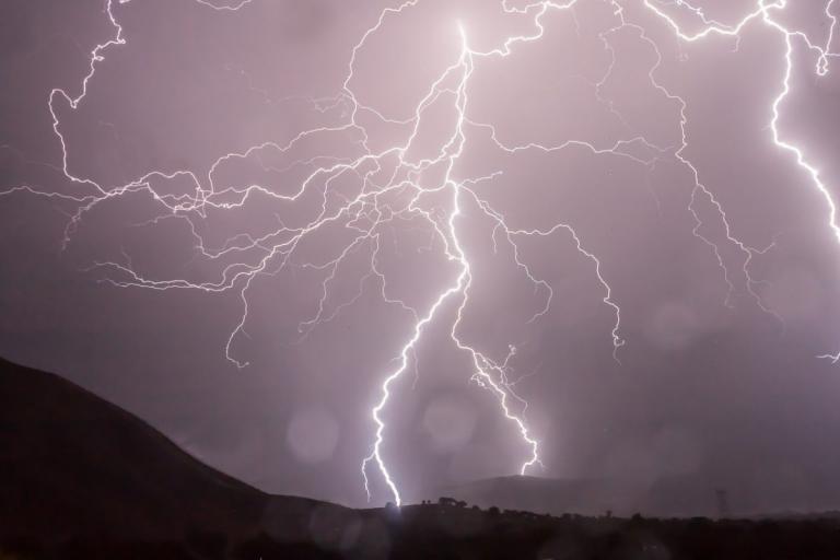 Κεραυνοί: 32 νεκροί και 35 τραυματίες στην Ελλάδα από το 2000
