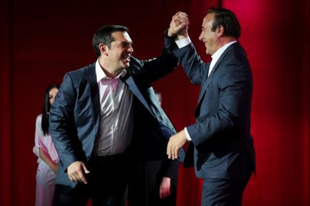 Η πλάκα του Τσίπρα σε Κόκκαλη για Παναθηναϊκό και Ολυμπιακό (vid) | Pagenews.gr Η πλάκα του Τσίπρα σε Κόκκαλη για Παναθηναϊκό και Ολυμπιακό (vid) | Pagenews.gr