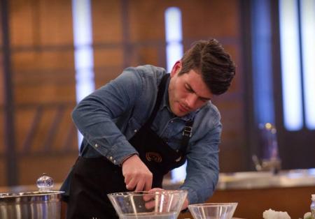 MasterChef: Ο Χρήστος δεν σταματάει να λέει «ε;» | Pagenews.gr MasterChef: Ο Χρήστος δεν σταματάει να λέει «ε;» | Pagenews.gr