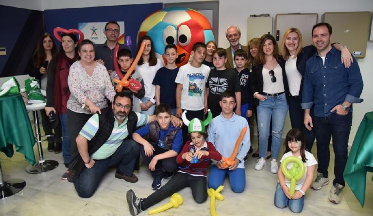 ΟΠΑΠ: Η «τυχερή» κάμερα του ζουμάρει και μοιράζει μοναδικά δώρα στους φιλάθλους του Παναθηναϊκού (vid)