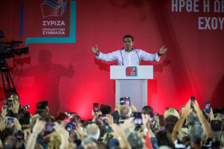 Αλέξης Τσίπρας: «Την ιστορία δεν τη γράφουν οι οικονομικά ισχυροί αλλά ο ίδιος ο λαός» | Pagenews.gr Αλέξης Τσίπρας: «Την ιστορία δεν τη γράφουν οι οικονομικά ισχυροί αλλά ο ίδιος ο λαός» | Pagenews.gr