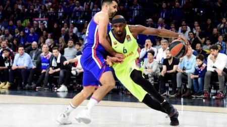 Μπαρτσελόνα: Θέλει τον Σίνγκλετον με λιγότερα χρήματα | Pagenews.gr Μπαρτσελόνα: Θέλει τον Σίνγκλετον με λιγότερα χρήματα | Pagenews.gr