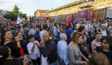 Εκλογές 2019: Προσαγωγές πριν από την ομιλία Τσίπρα | Pagenews.gr Εκλογές 2019: Προσαγωγές πριν από την ομιλία Τσίπρα | Pagenews.gr