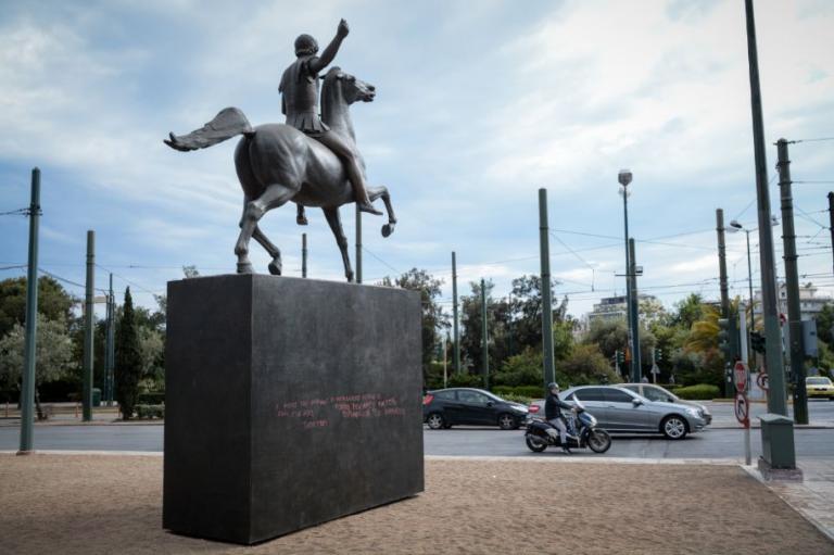 Άγαλμα Μεγάλου Αλεξάνδρου: Το βανδάλισαν άγνωστοι
