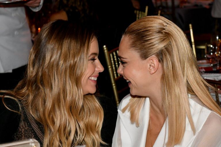 Ashley Benson – Cara Delevingne: Αποκαλύφθηκε ο μεγάλος έρωτάς τους (vids)