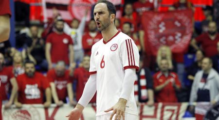Ολυμπιακός: Η αιτία της αποχώρησης Στεφάνου για τον ΠΑΟΚ | Pagenews.gr Ολυμπιακός: Η αιτία της αποχώρησης Στεφάνου για τον ΠΑΟΚ | Pagenews.gr