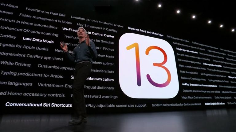 iOS 13: To Dark Mode έρχεται στα iPhone (vids)