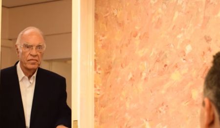 Εκλογές 2019: Το νέο σποτάκι του Λεβέντη τα… σπάει – «Δεν τελειώσαμε ακόμα κύριοι» (vid) | Pagenews.gr Εκλογές 2019: Το νέο σποτάκι του Λεβέντη τα… σπάει – «Δεν τελειώσαμε ακόμα κύριοι» (vid) | Pagenews.gr