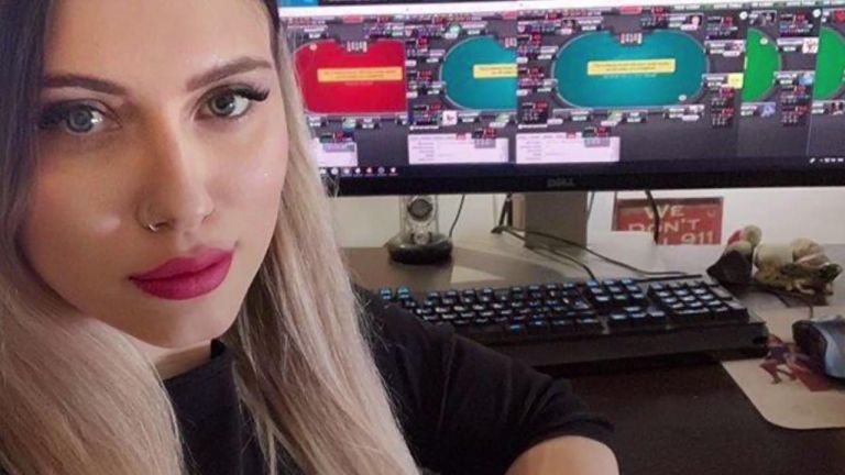 Πόκερ: Τραγικός θάνατος για την πιο «καυτή» παίκτρια του κόσμου (pics)
