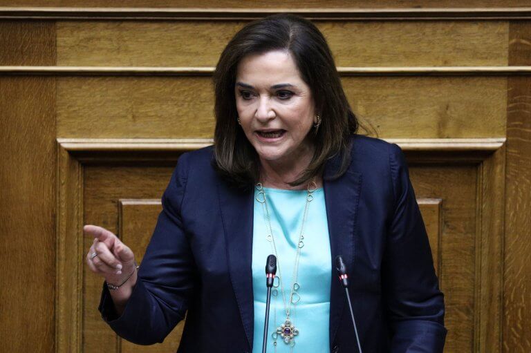 Ντόρα Μπακογιάννη: Δεν δικαιούται κανείς να παίζει με την πορεία της χώρας