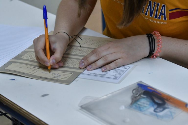 Πανελλήνιες 2019: Σε Λατινικά, Χημεία και Αρχές Οικονομικής Θεωρίας θα εξεταστούν οι υποψήφιοι των ΓΕΛ