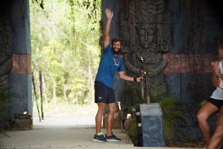 Survivor: Αποχώρησε ο Σπύρος Γουρδούπης (vid) | Pagenews.gr Survivor: Αποχώρησε ο Σπύρος Γουρδούπης (vid) | Pagenews.gr