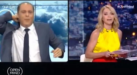 Βελόπουλος: Χαμός στον «αέρα» με την Έλλη Στάη – «Σκοτώθηκαν» σε ζωντανή σύνδεση | Pagenews.gr Βελόπουλος: Χαμός στον «αέρα» με την Έλλη Στάη – «Σκοτώθηκαν» σε ζωντανή σύνδεση | Pagenews.gr