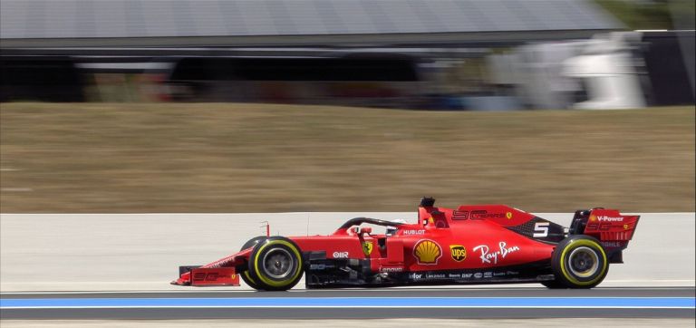 Formula 1: Φήμες για αποχώρηση Φέτελ από την Ferrari