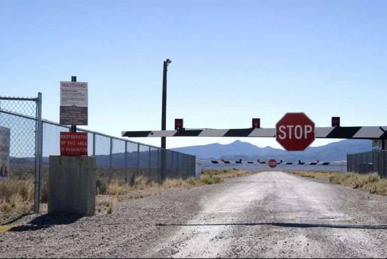Area 51: Κάλεσμα μέσω Facebook για «εισβολή» στην απαγορευμένη περιοχή