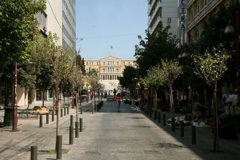 Μπλακ άουτ στην Αθήνα: Χωρίς ρεύμα Ερμού, Μητρόπολη, Σύνταγμα