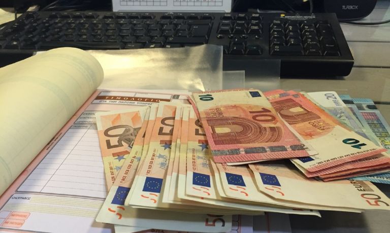 Νέο φορολογικό νομοσχέδιο: Έρχονται μέτρα ανακούφισης για χιλιάδες πολίτες
