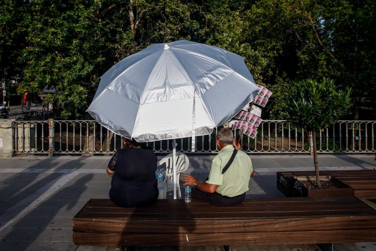 Καιρός σήμερα: Ανεβαίνει και πάλι η θερμοκρασία – Επιστροφή στο καλοκαίρι