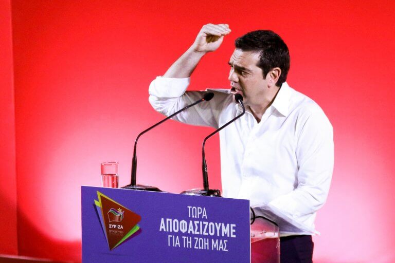 Αλέξης Τσίπρας: «Μπορούν οι άνθρωποι που μας χρεοκόπησαν να προσφέρουν ευημερία;»