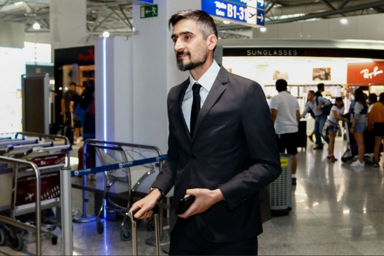 Νίκος Λυμπερόπουλος: Ψάχνει λύσεις για τους παίκτες που «κάθονται» στα συμβόλαιά τους