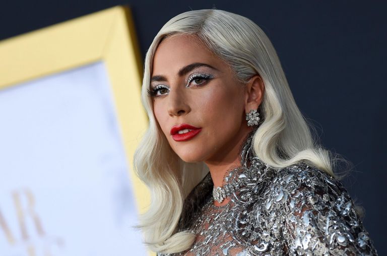 Lady Gaga: Σε περιπέτειες για το «Shallow»