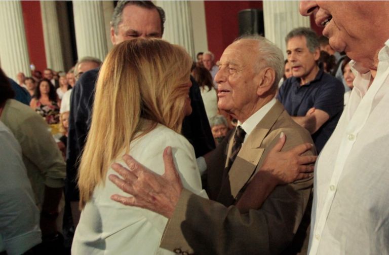 Αντώνης Λιβάνης: Το «αντίο» του πολιτικού κόσμου