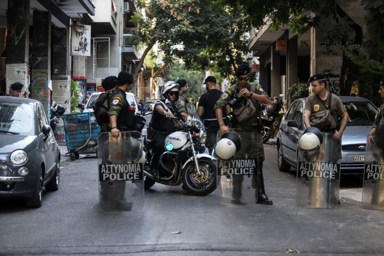 Τα Εξάρχεια, ο νόμος η τάξη και οι χρήσιμοι ηλίθιοι