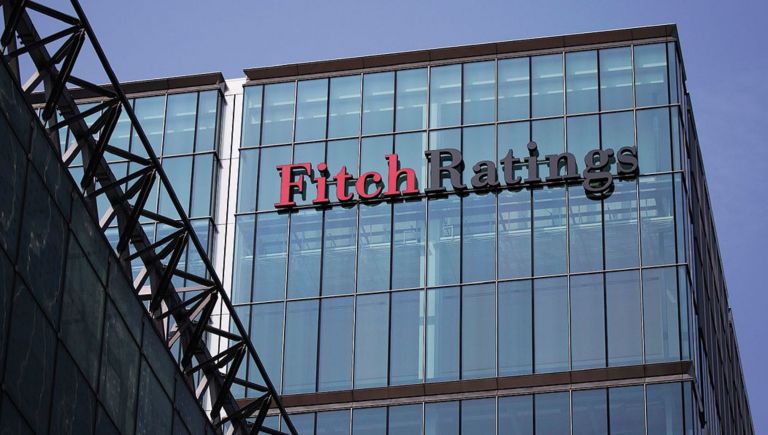 Fitch: Η κλιμάκωση των διενέξεων για το εμπόριο «σκοτεινιάζει» την προοπτική της παγκόσμιας οικονομίας