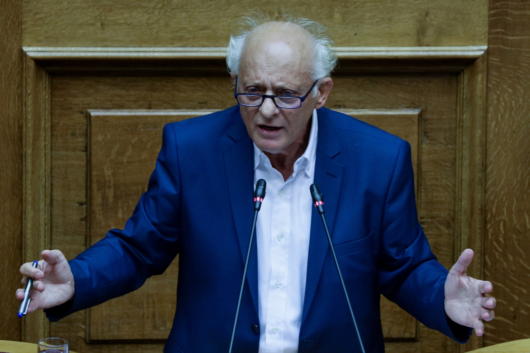 Ο Λάππας χτυπάει δυο φορές