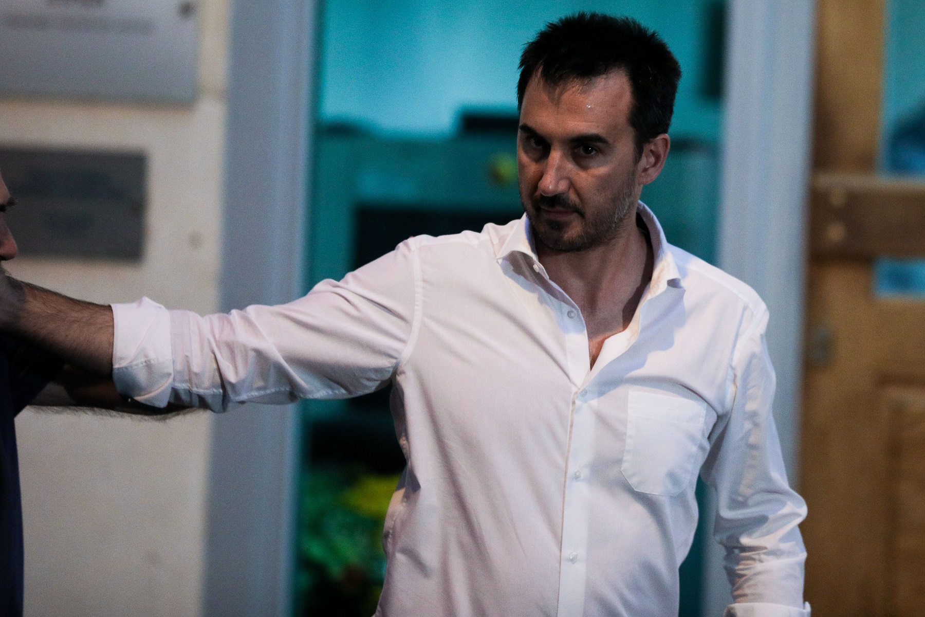 Αλέξης Χαρίτσης κορωνοϊός οικονομία: Πλήρως ανεπαρκείς οι ενέργειες της κυβέρνησης Μητσοτάκη